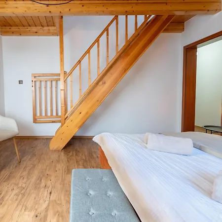 Appartement Kousek Nebe *